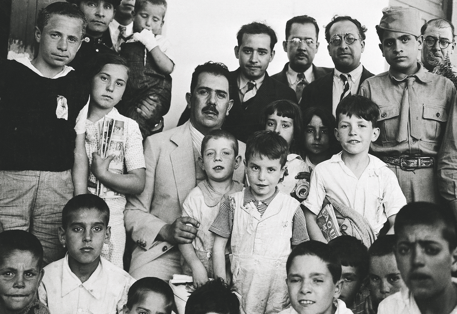 Mexican president Lázaro Cárdenas with some of the ‘Niños de Morelia’ escaping Franco’s Spain, Mexico City, 1937. Bettman/Getty Images. Mexican president Lázaro Cárdenas with some of the ‘Niños de Morelia’ escaping Franco’s Spain, Mexico City, 1937. Bettman/Getty Images.